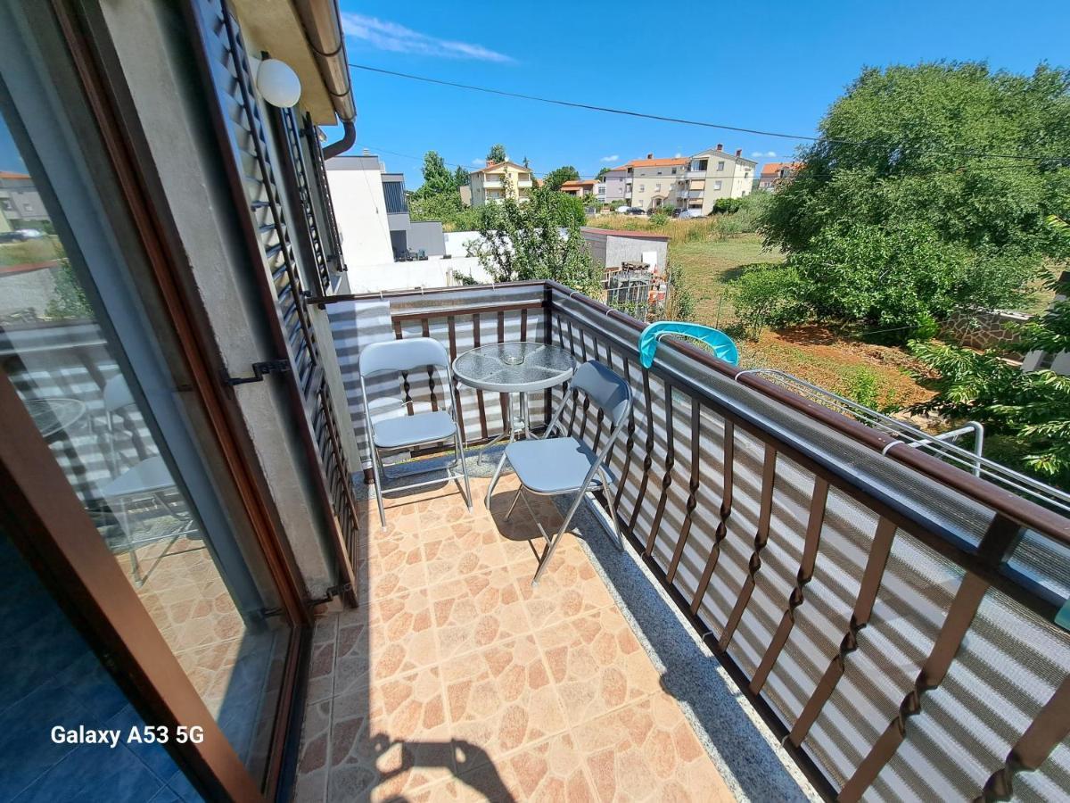 Apartament Aparments Orange & Blue Fažana Zewnętrze zdjęcie