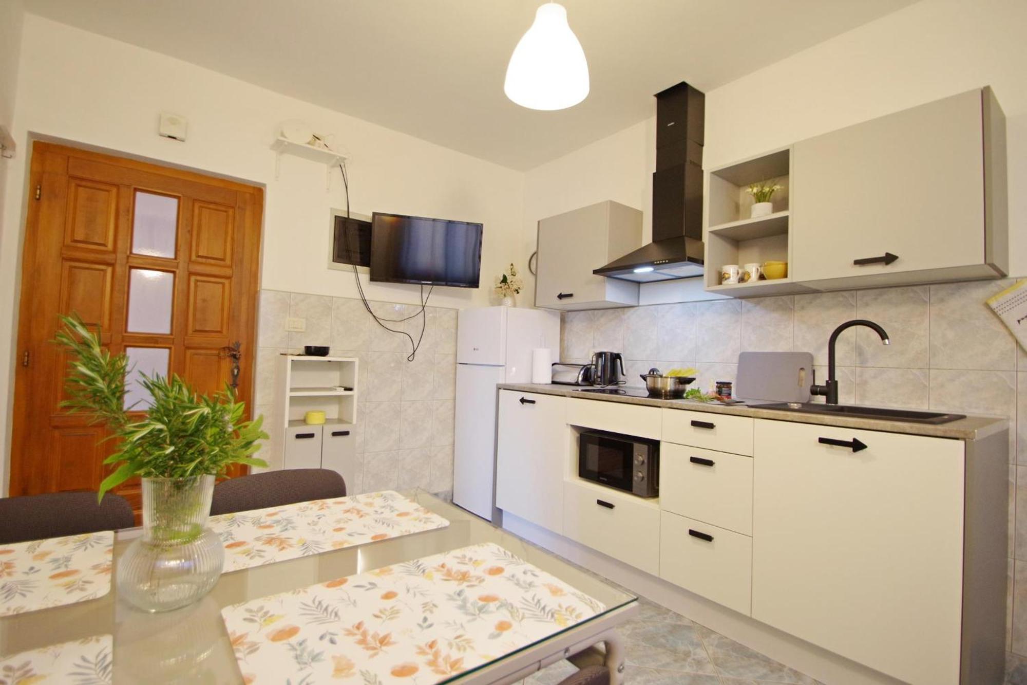 Apartament Aparments Orange & Blue Fažana Zewnętrze zdjęcie